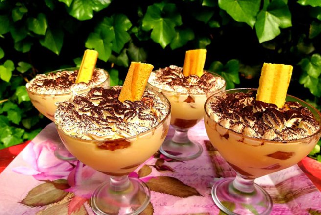 Desert Tiramisu la pahar