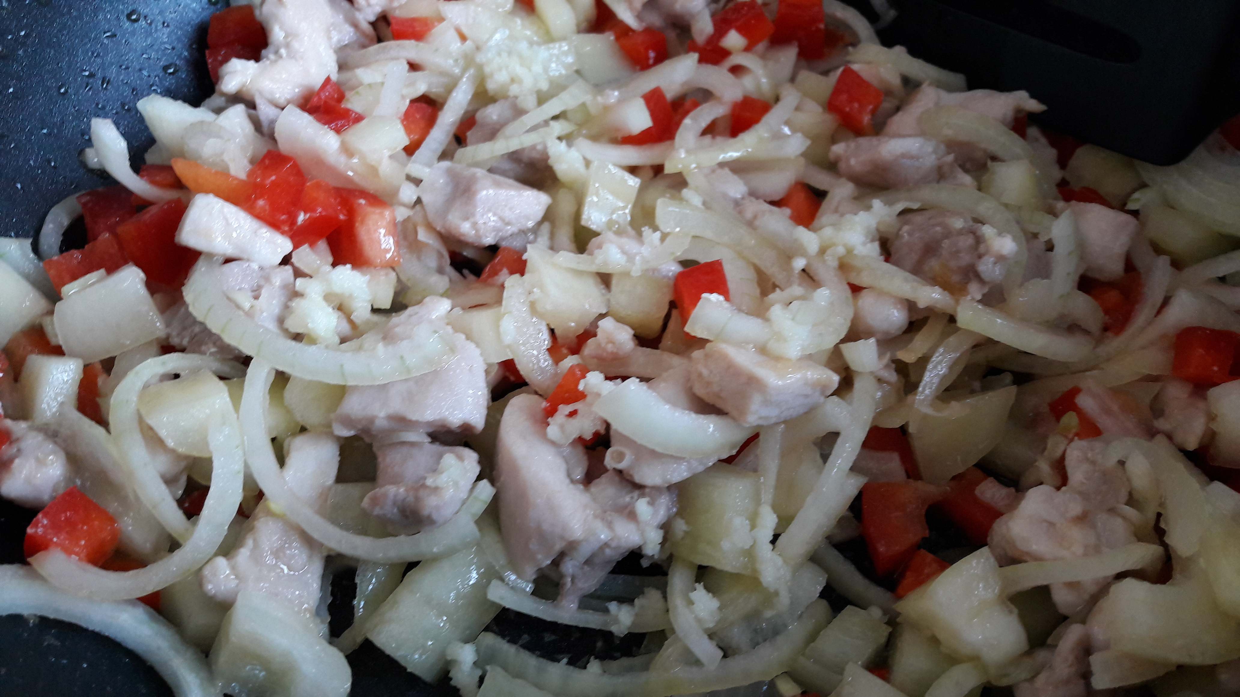 Paella cu fructe de mare