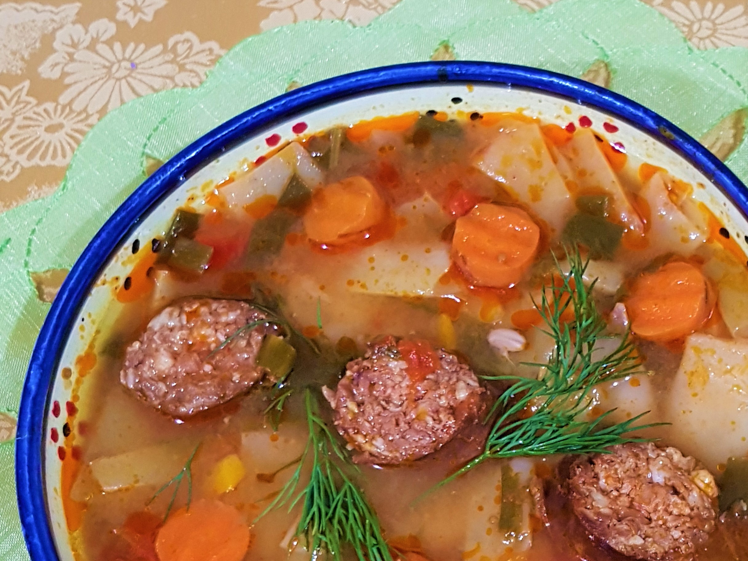 Ciorba cu pastai de fasole galbena lata