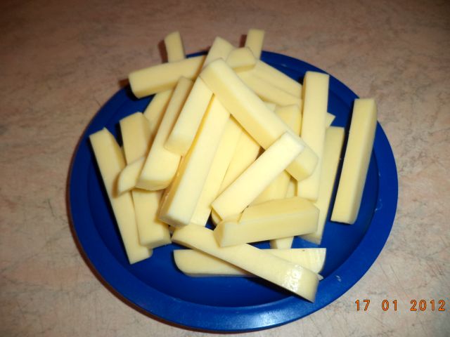 Aperitiv mozzarela sticks