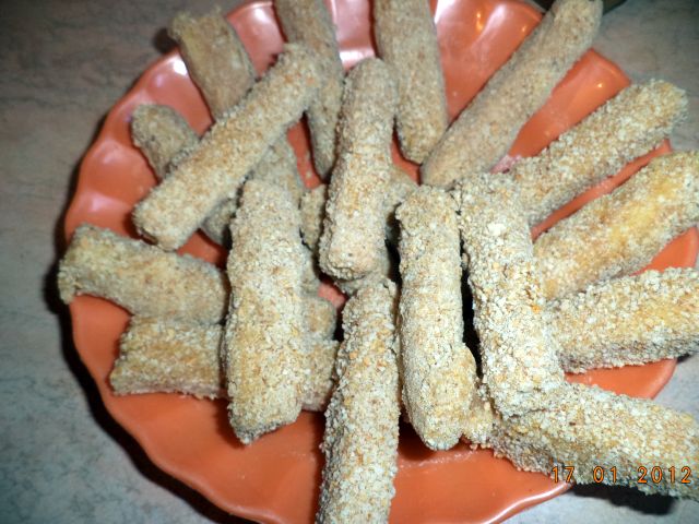 Aperitiv mozzarela sticks