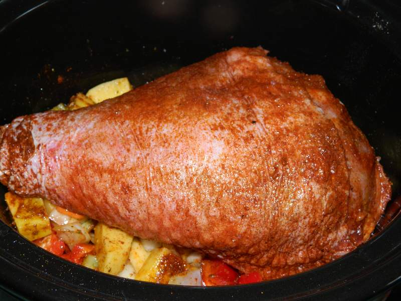 Pulpa de curcan la slow cooker Crock-Pot