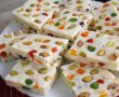 Desert ciocolata alba de casa, cu fistic si fructe confiate-24