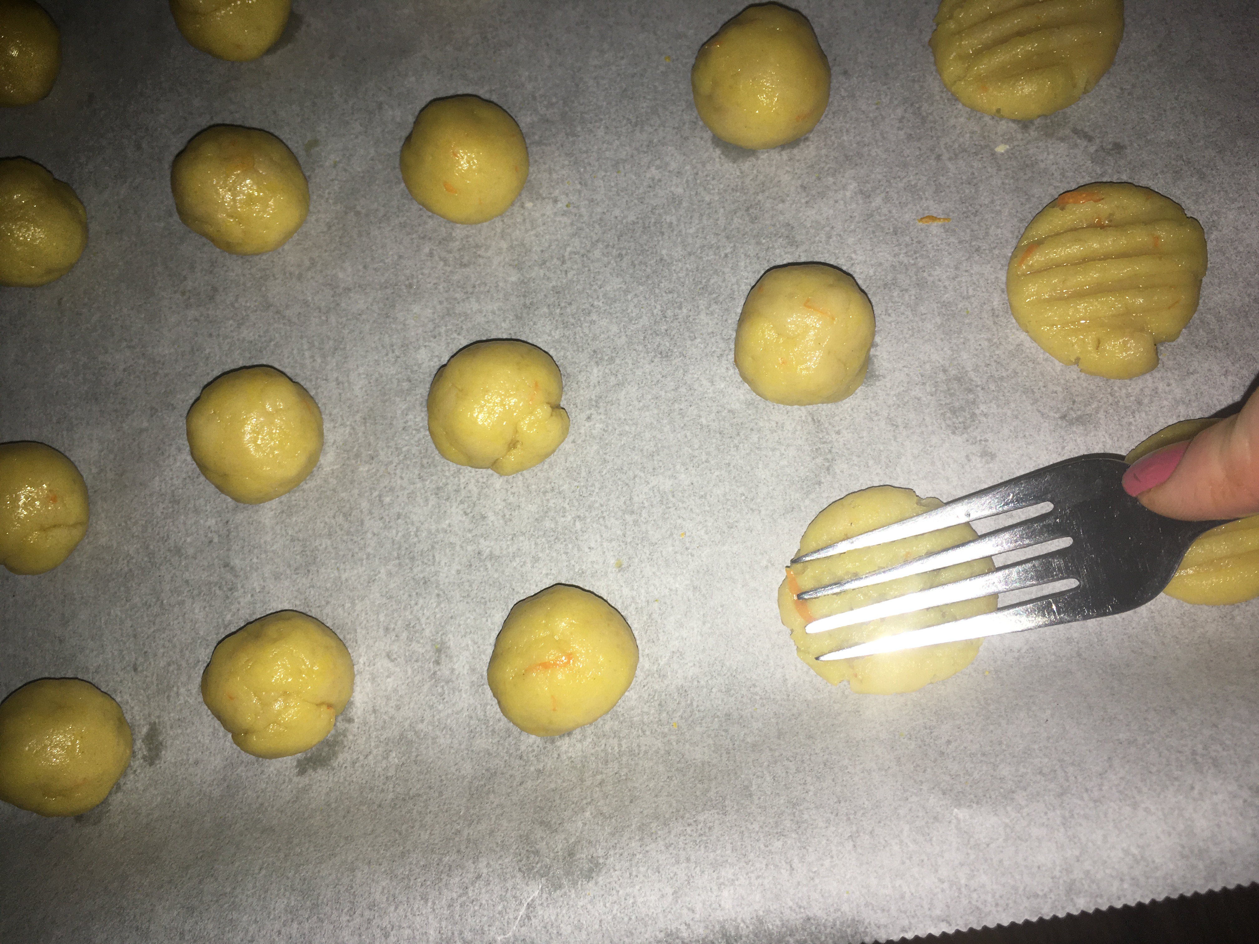 Desert biscuiti cu ciocolata si portocala