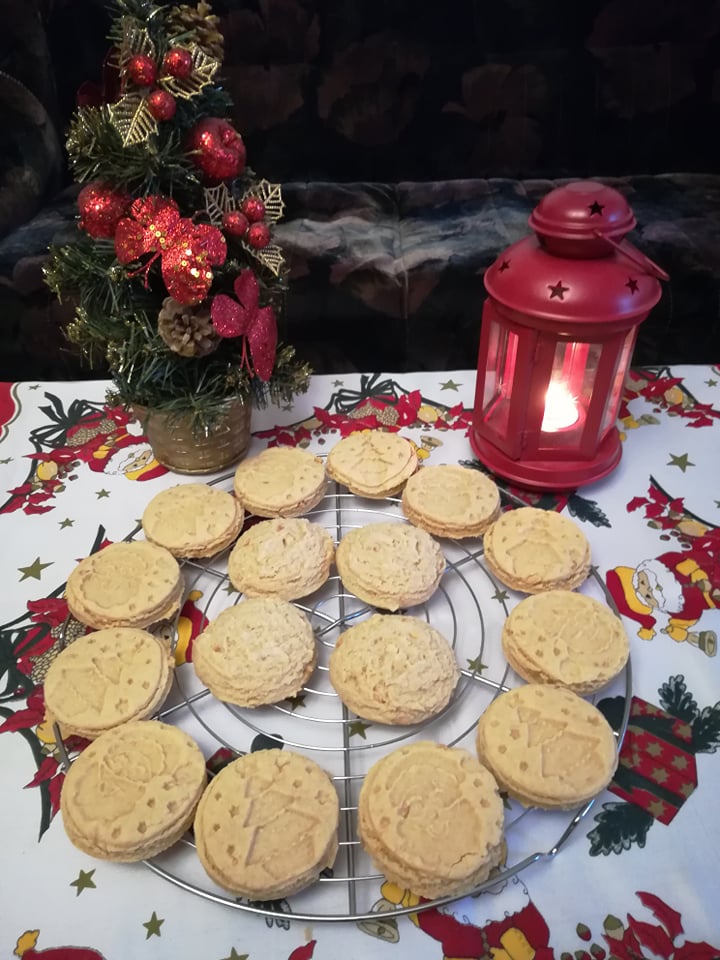 Desert biscuiti cu unt de arahide