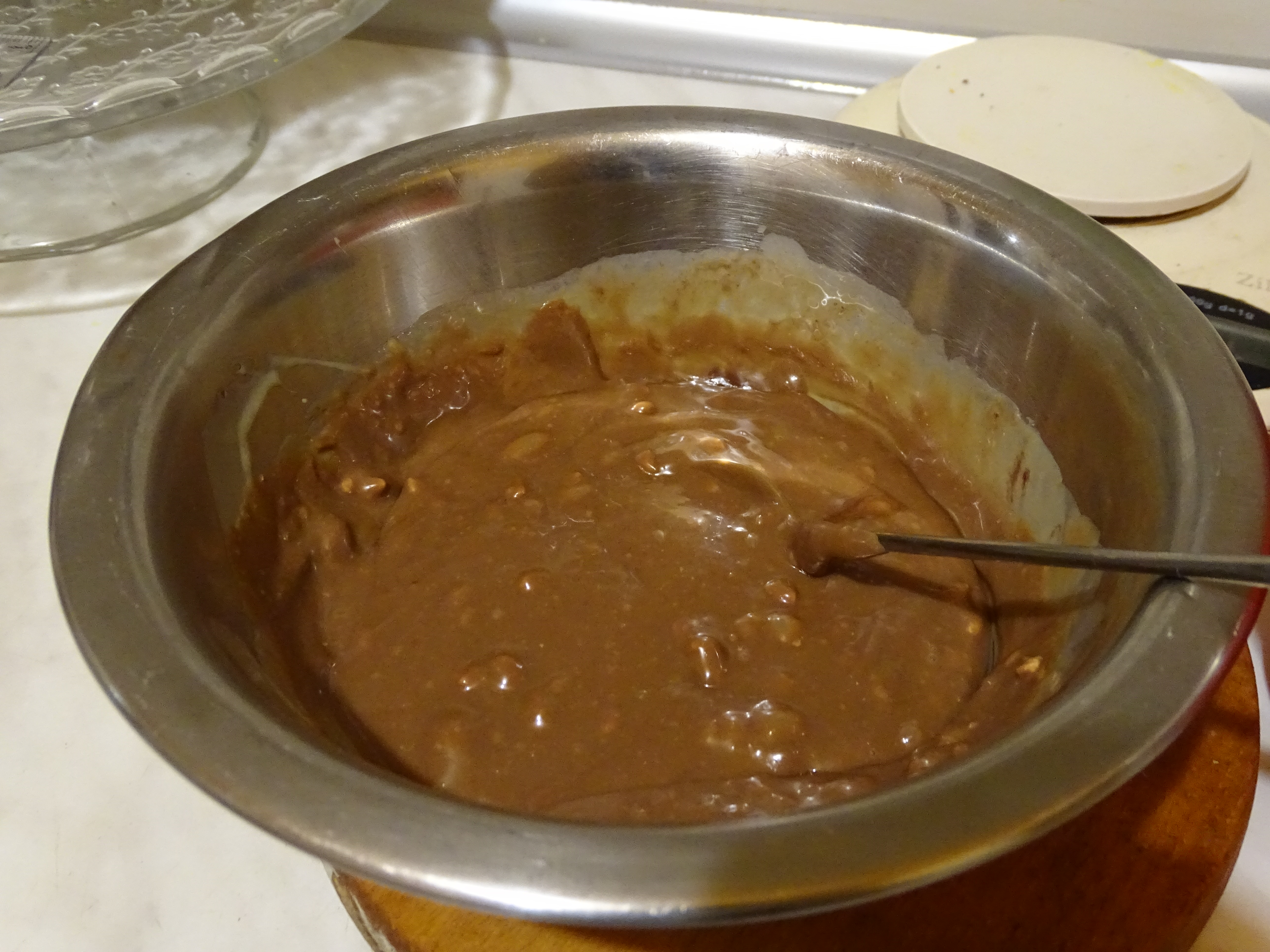 Desert tort cu crema de ciocolata si lapte condensat