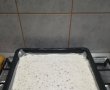 Desert prajitura cu blat din albus cu nuca si crema de caramel cu mascarpone-4
