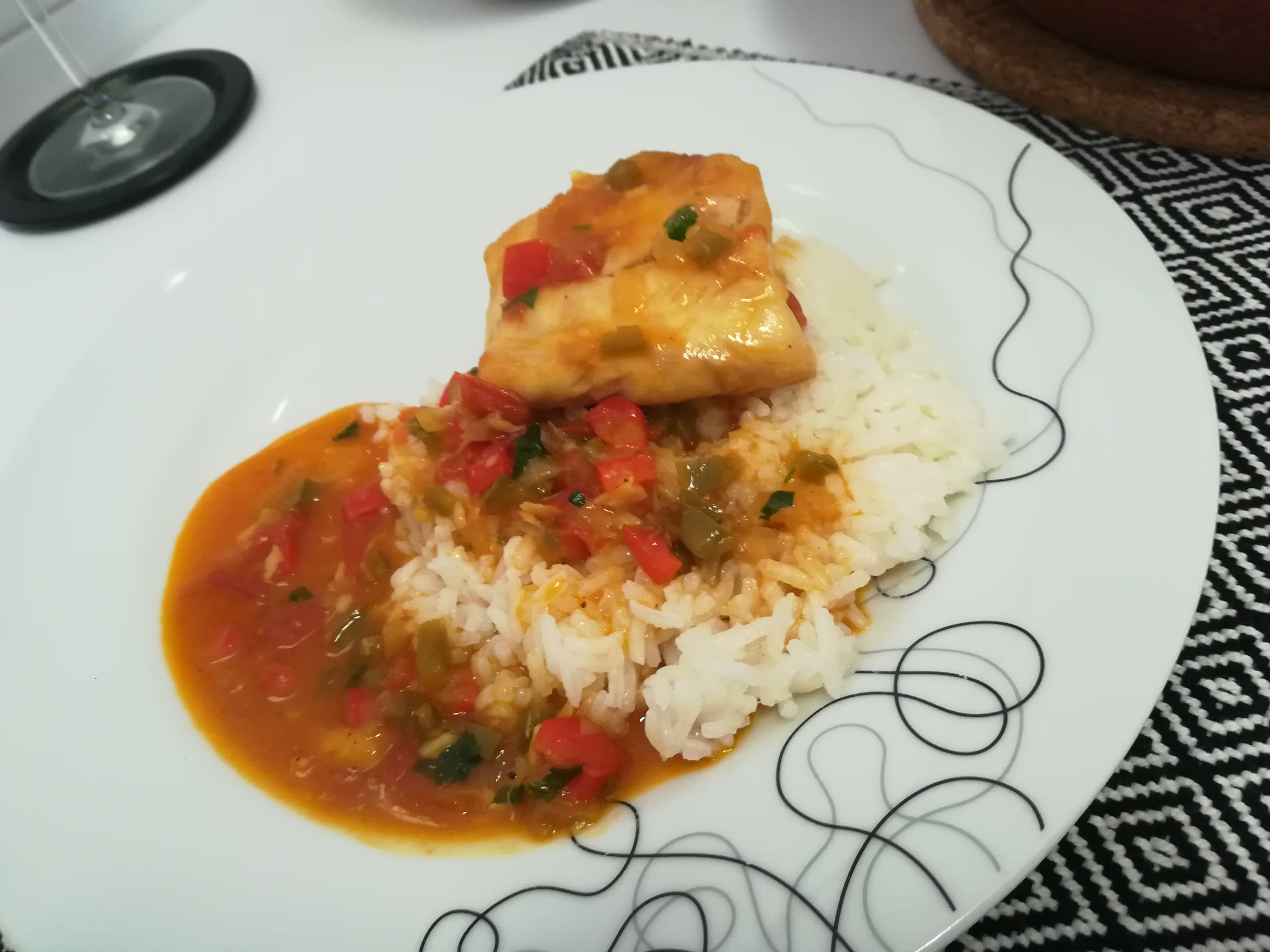 Fileuri de peste cu sos de curry si lapte de cocos