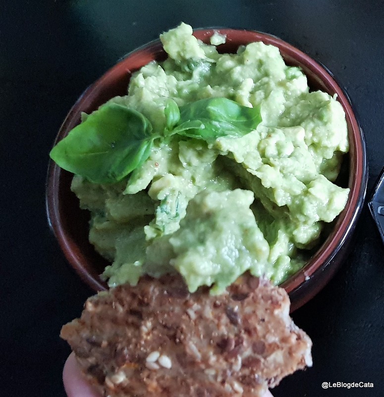 Guacamole rapid si parfumat