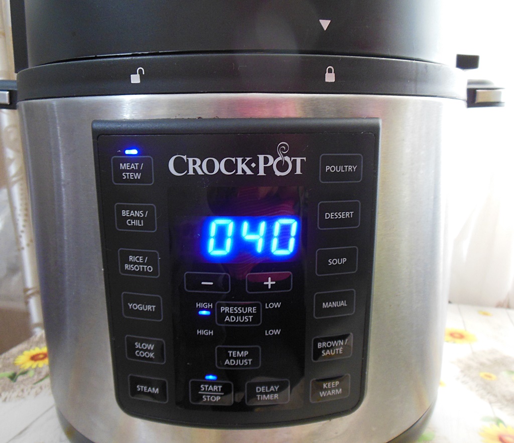 Rulada de purcel cu sos barbeque la Multicooker Crock Pot Express