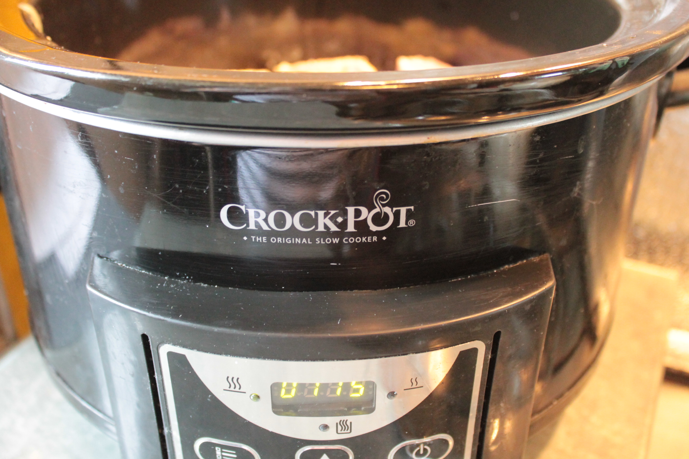 Cartofi si mere gratinate la slow cooker Crock Pot