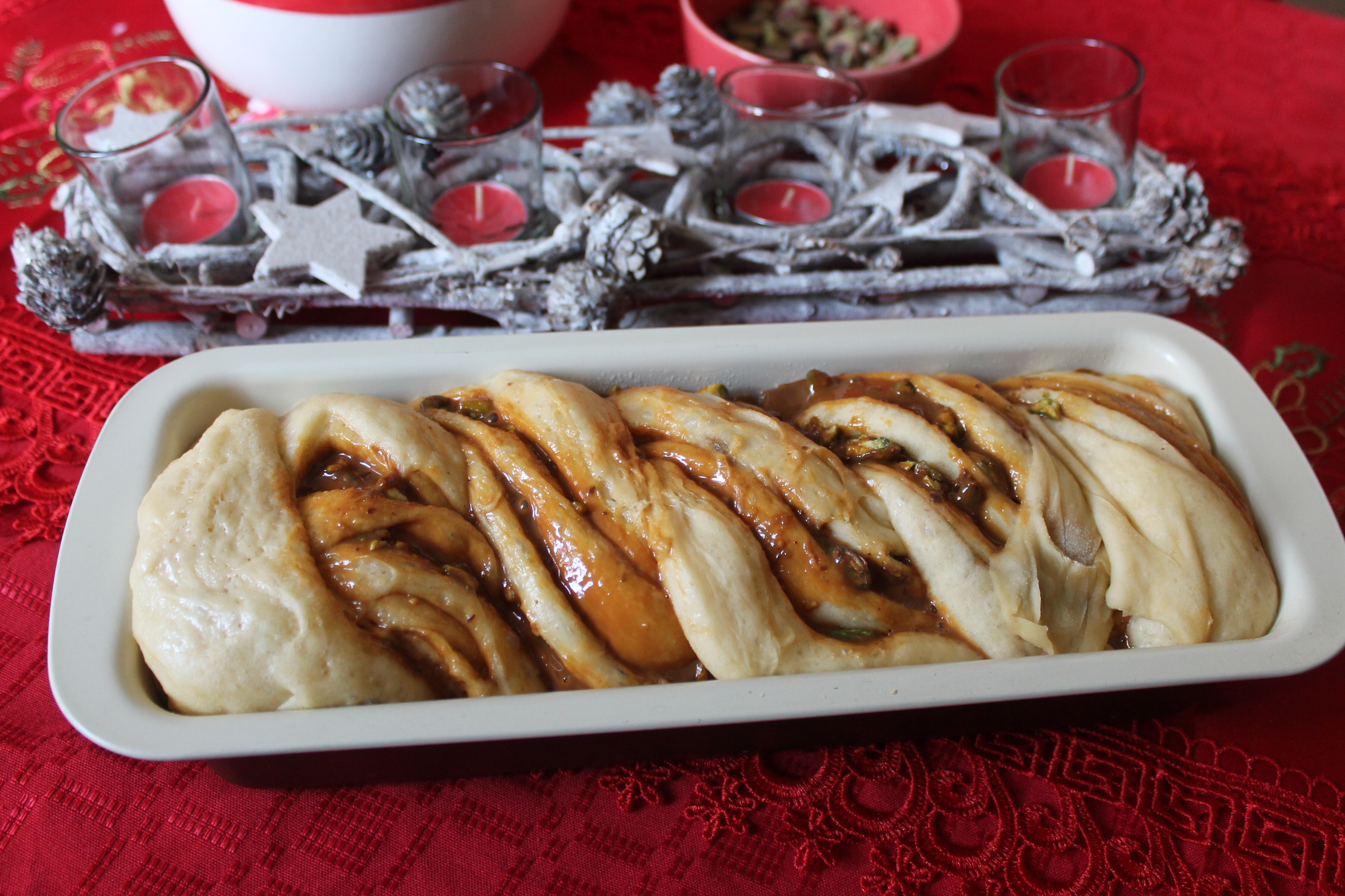 Desert Babka cu dulceata de lapte si fistic