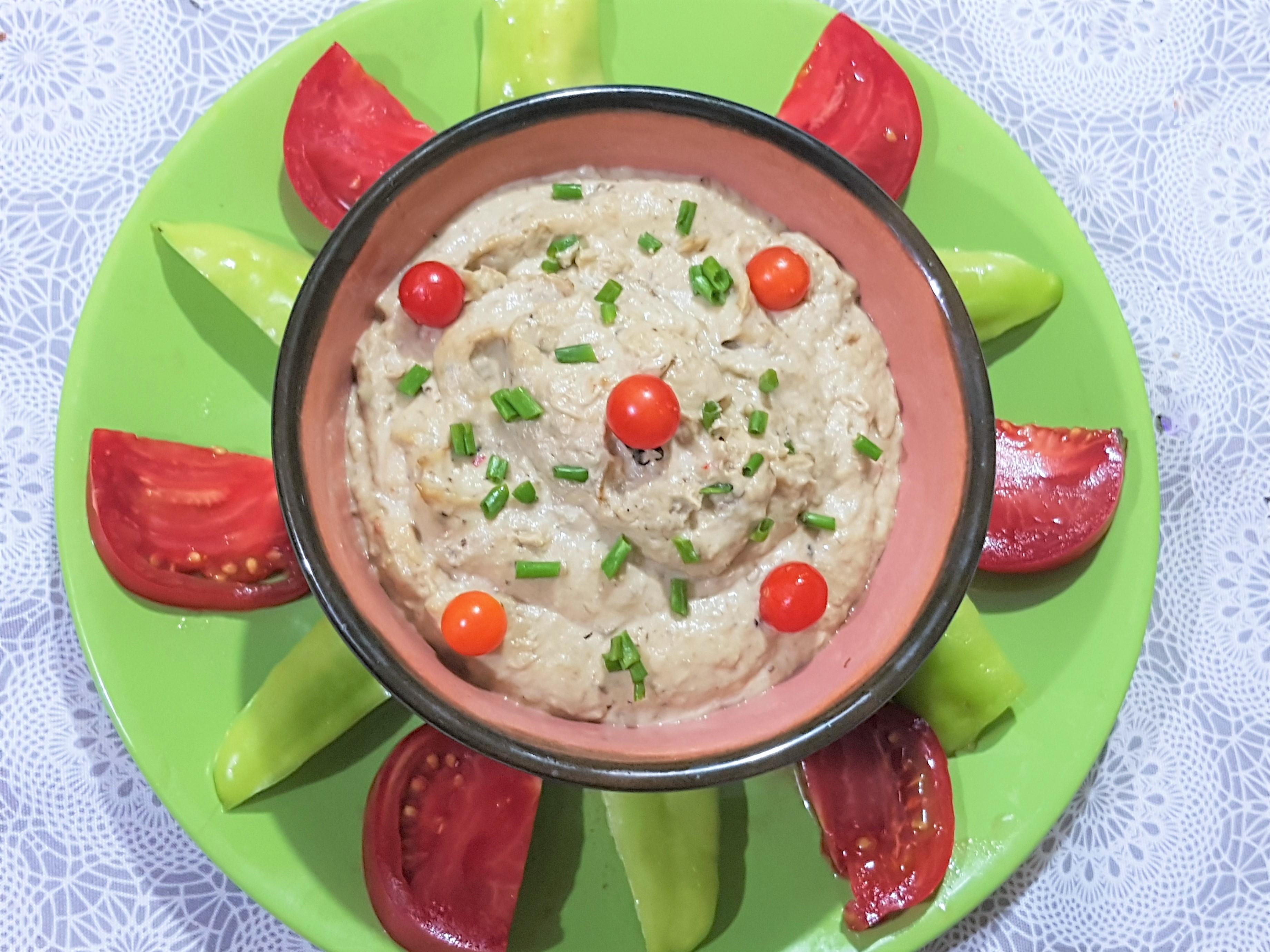 Salata de vinete cu smantana si tahini