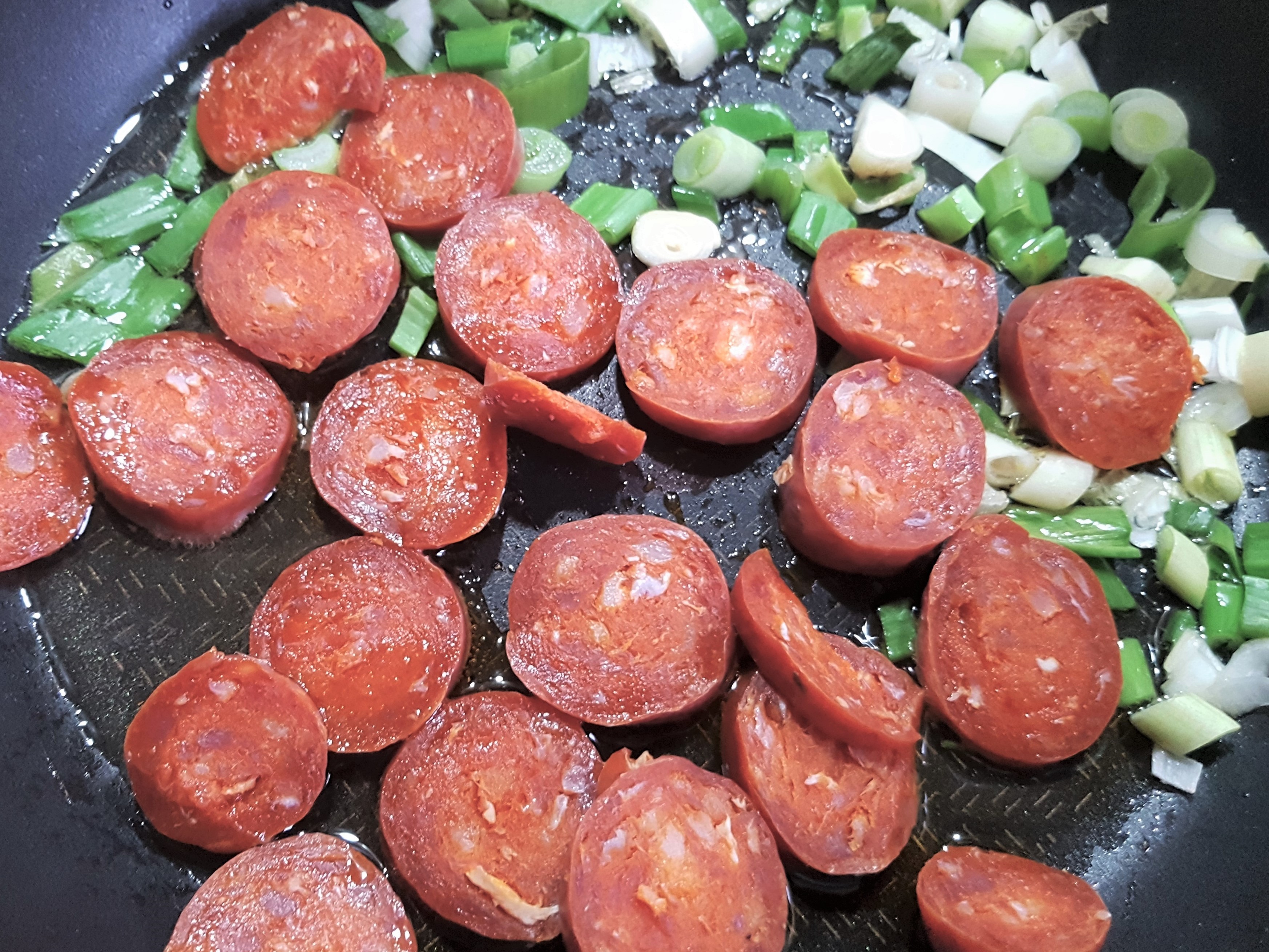 Tagliatelle cu chorizo