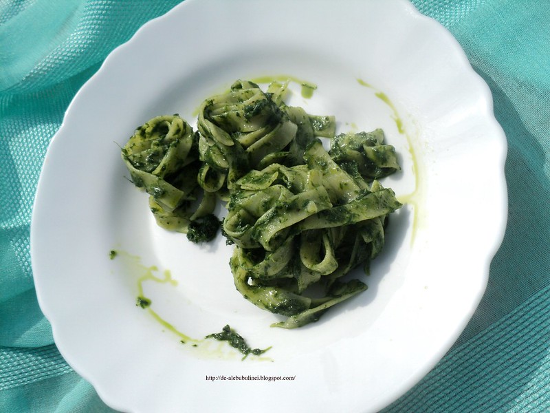 Paste cu pesto de leurda si spanac