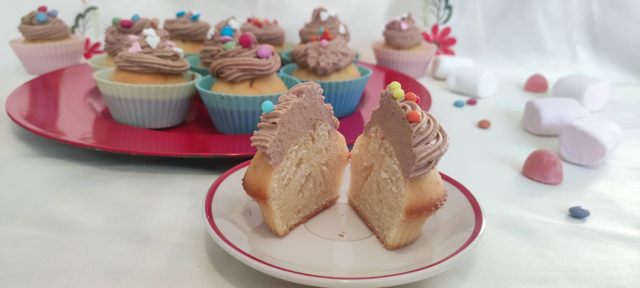 Desert cupcakes cu ganache de kinder bueno