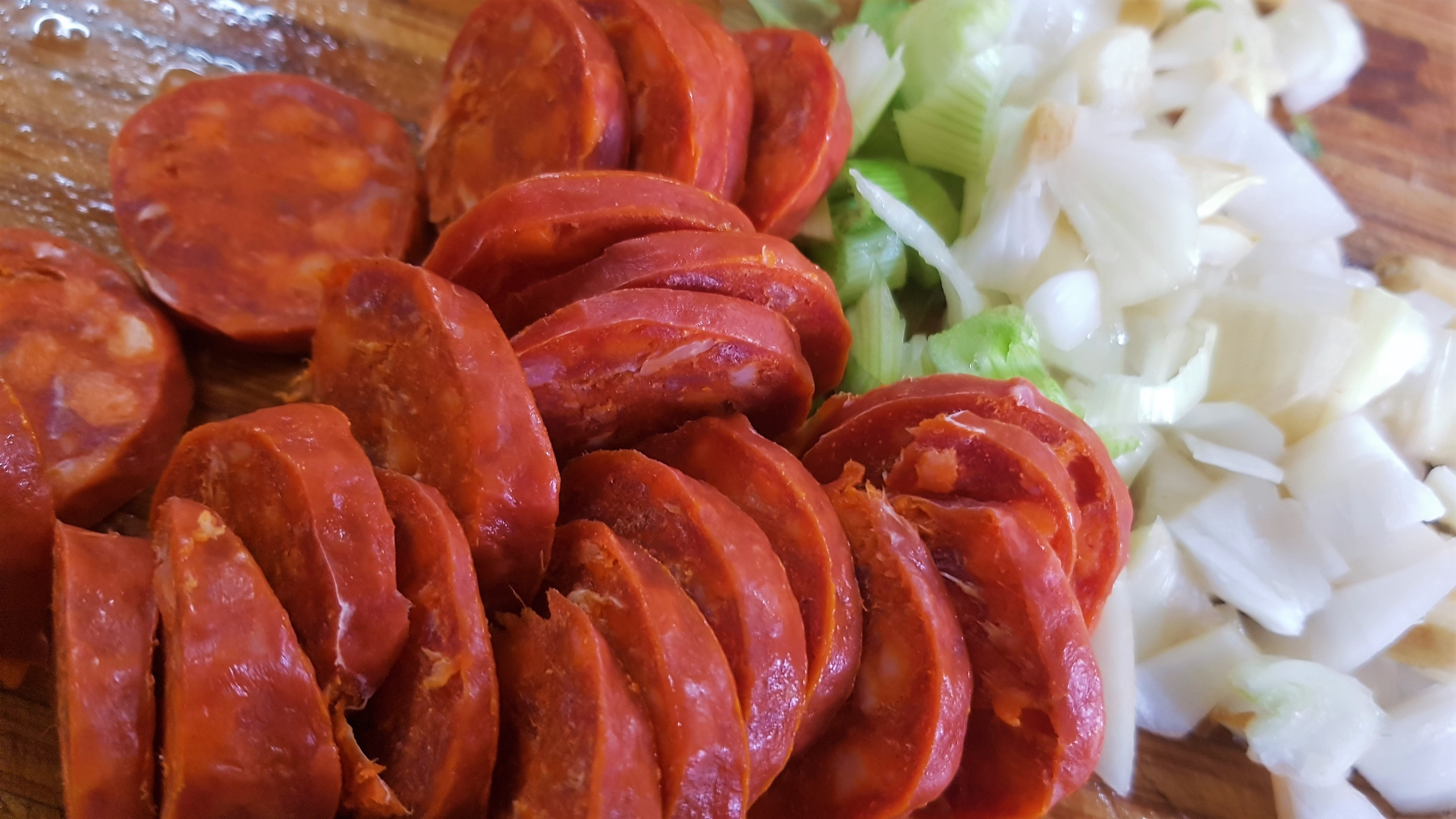 Supa de salau cu chorizo