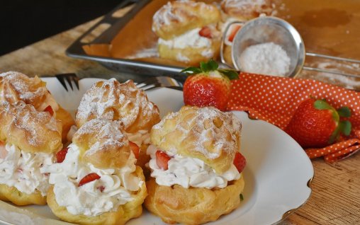 Choux à la crème cu căpșuni - Cum să prepari o rețetă delicioasă și ușoară!