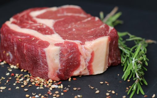 De ce să nu pui sare pe carnea de vită - Avantajele și dezavantajele sării