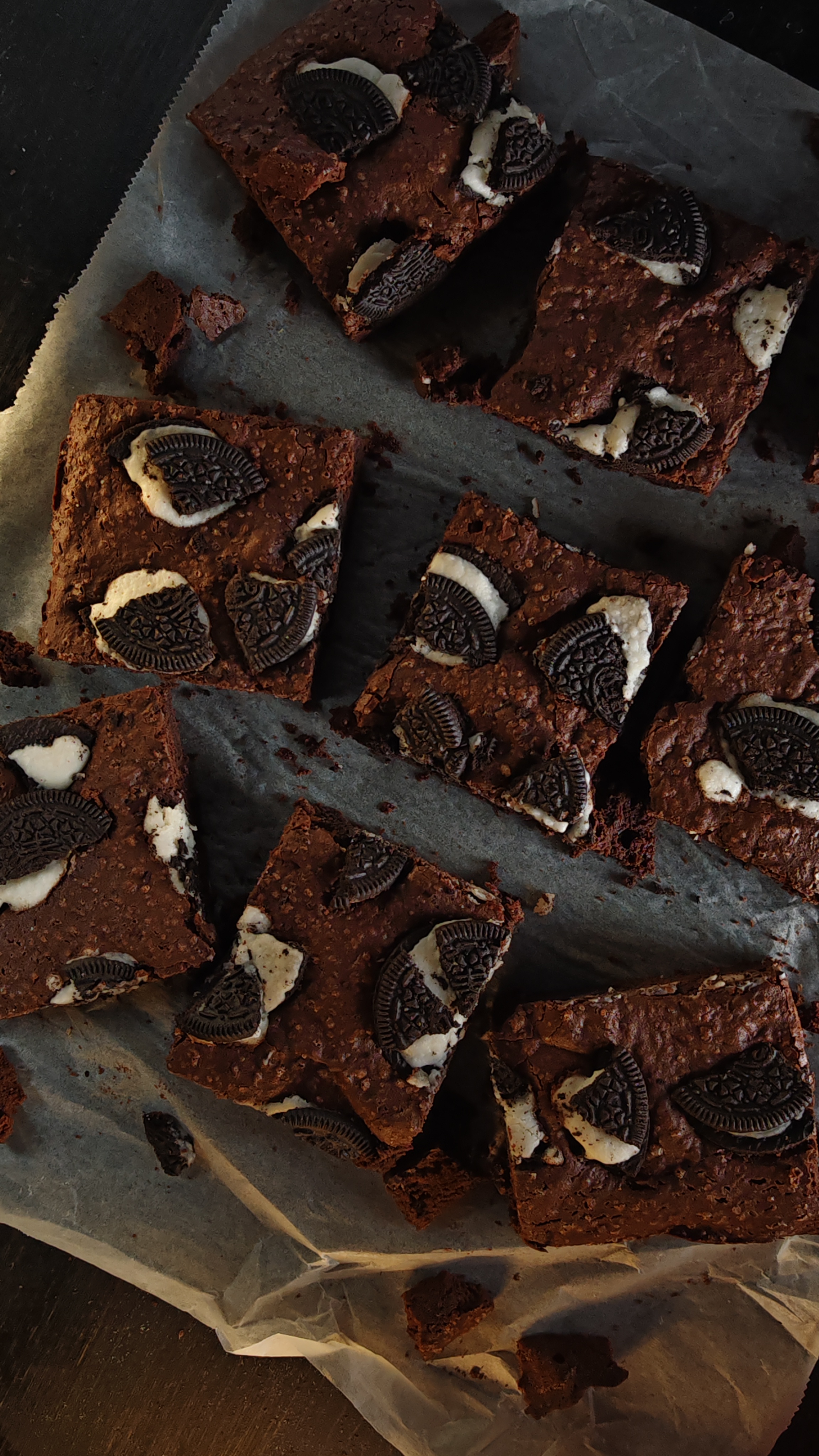 Brownie cu oreo - Desertul decadent care te cucerește