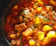 Tocăniță cu carne de porc - Gust și savoare într-o rețetă simplă-3