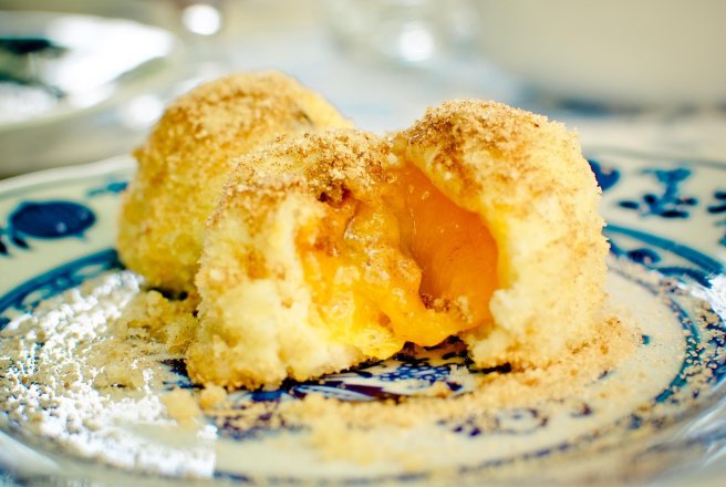 Galuste cu caise - Savoare intr-un desert delicios