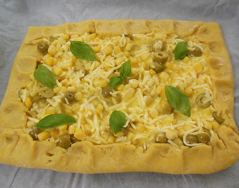 Tarta cu porumb si mozzarella