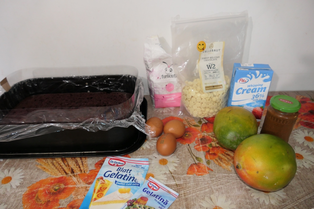 Prajitura cu mango si pralina cu alune de padure - Reteta delicioasa de casa