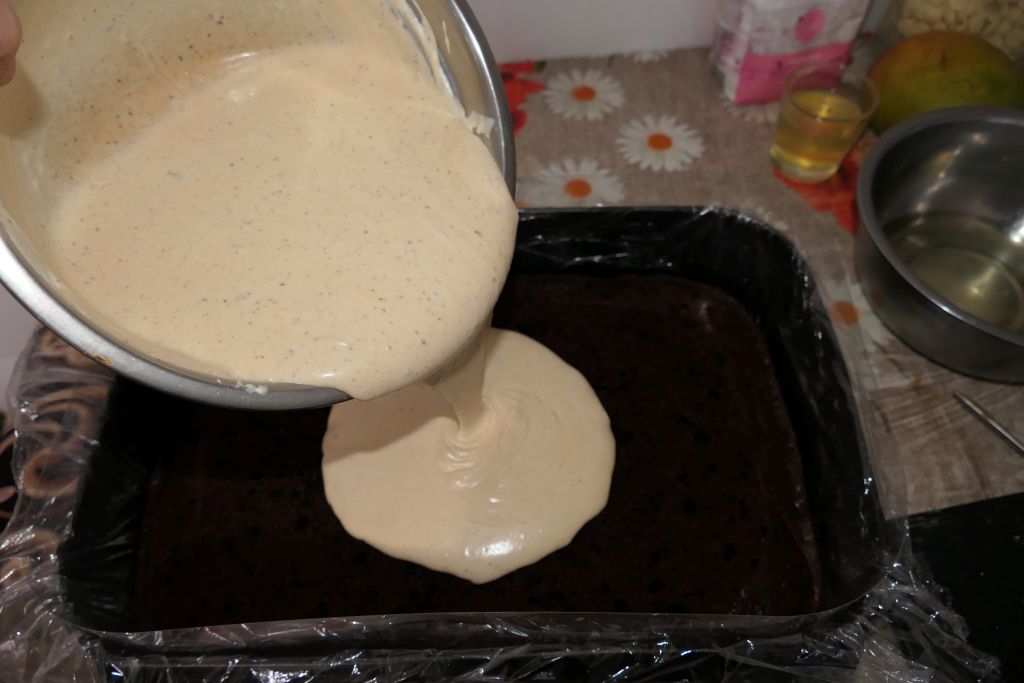 Prajitura cu mango si pralina cu alune de padure - Reteta delicioasa de casa