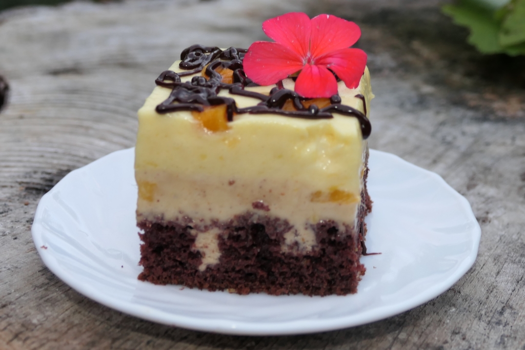 Prajitura cu mango si pralina cu alune de padure - Reteta delicioasa de casa