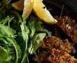 Șnițel în crustă de pâine, cu salată - Rețeta simplă și savuroasă-2
