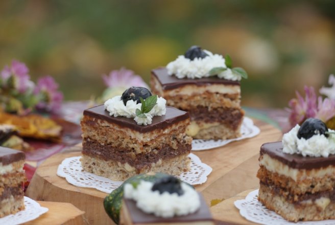 Prajitura cu dragoste ( Leontina 55 )