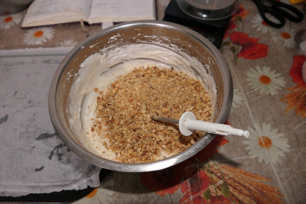 Prajitura cu dragoste ( Leontina 55 )