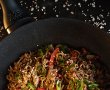 Noodles cu carne tocată de curcan - Un preparat rapid, gustos și plin de aromă-2