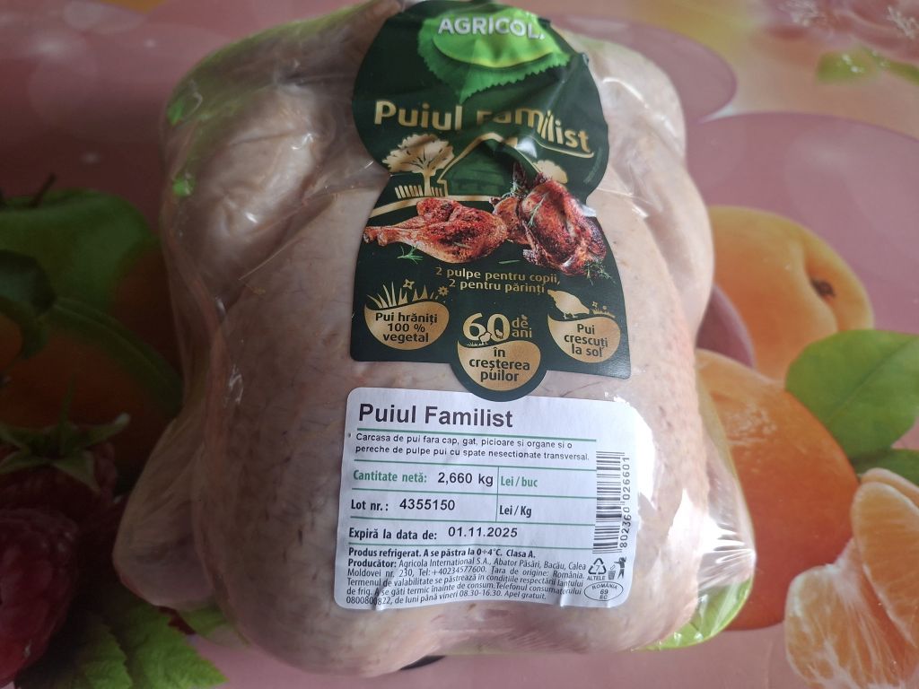 Snitel pane din piept de pui, in pesmet – crocant, gustos si satios