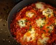 Shakshuka cu gorgonzola și salam chorizo - Rețeta savuroasă și rapidă-3
