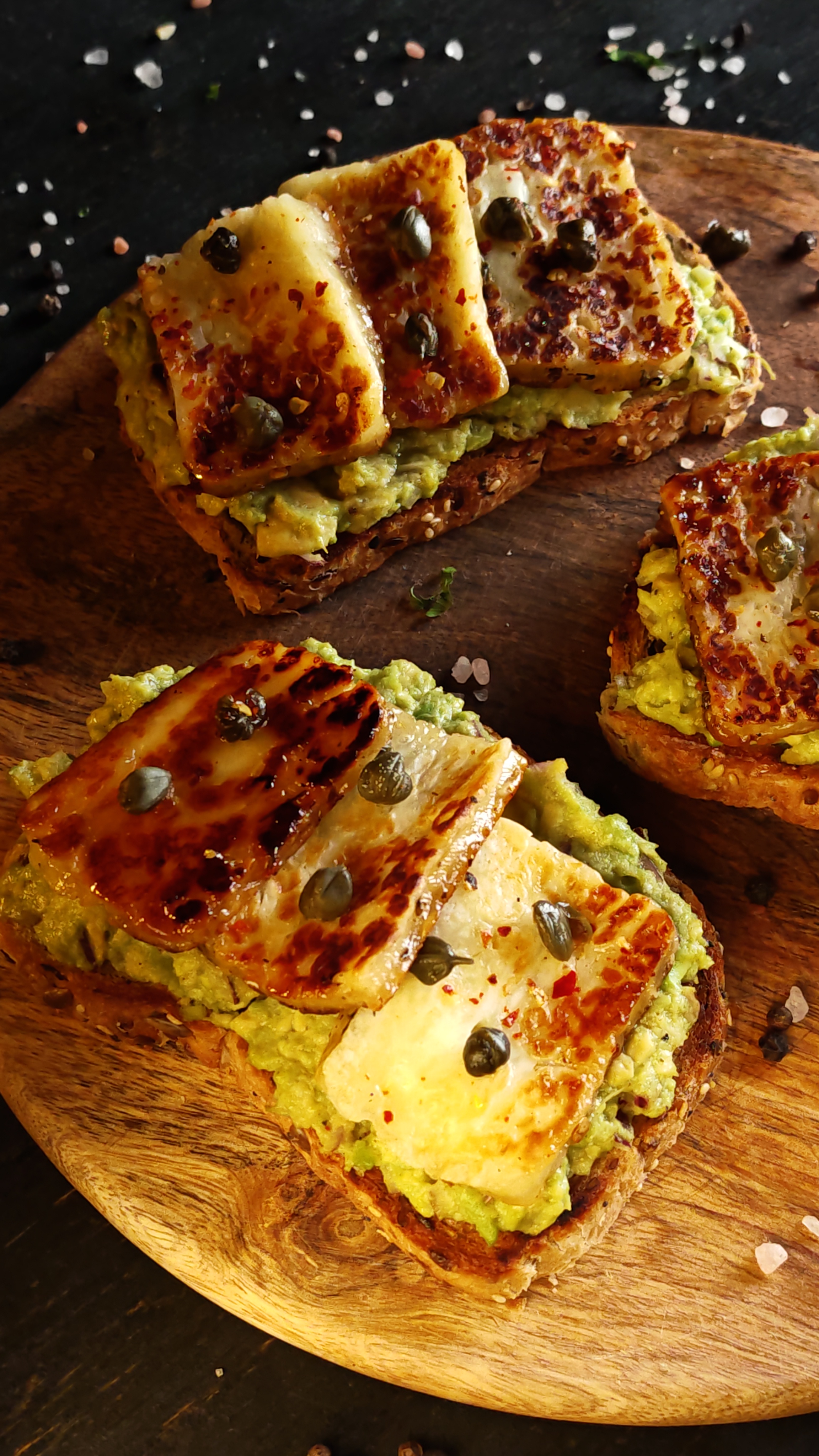 Bruschete cu brânză halloumi - Delicioase și ușor de făcut