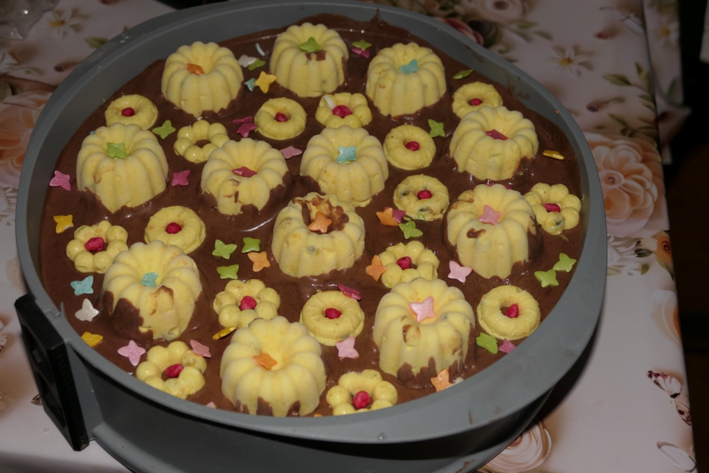 Tort Sa vina Primavara -  Reteta cu mango, fructul pasiuni si banane