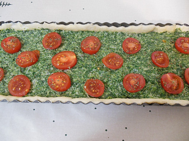 Tarta cu urzici de post