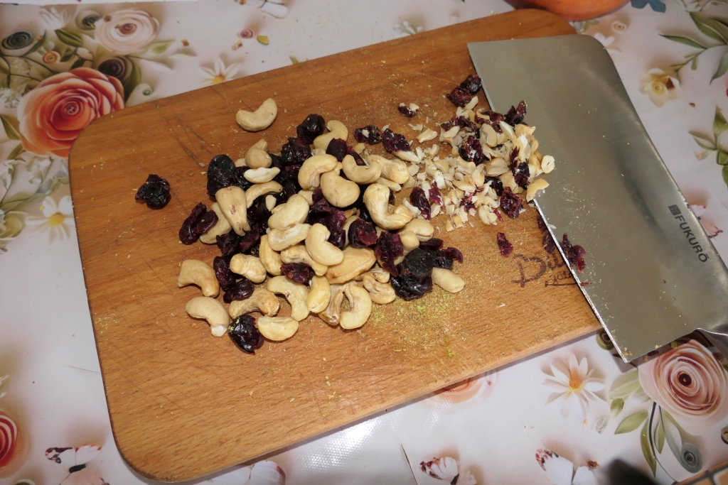 Batoane de ciocolata ''cu de toate'' - Delicioase si spornice