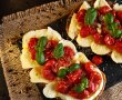 Bruschete cu roșii cherry și mozzarella - Rapide și savuroase-5