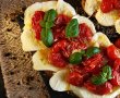 Bruschete cu roșii cherry și mozzarella - Rapide și savuroase-4